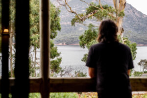 001-freycinet-cottage-1