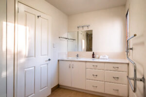 046-hamptons-hideaway