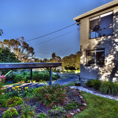 Cove Beach Apartment 2 Holiday Houses SelfCatering Rentals in Coles