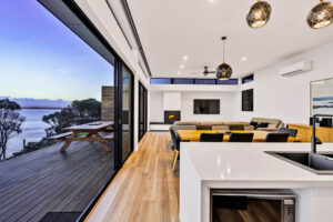 004-freycinet-coastal-retreat