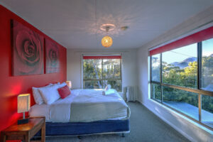 005-cove-beach-apt-2