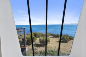 005-hazards-hideaway