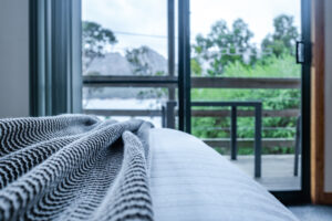 007-freycinet-cottage-2