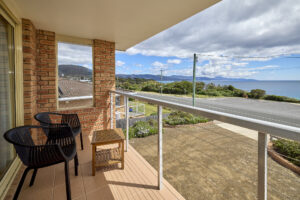 008-bicheno-spa-villa--owner-order