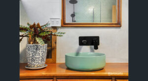 008-eco-retreat--owner-(1)