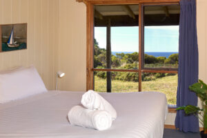 008-rustic-by-the-sea