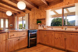 010-rustic-by-the-sea-(1)-(1)