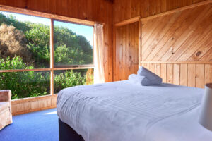 012-rustic-by-the-sea-(3)