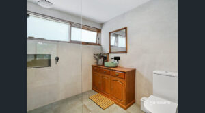 013-eco-retreat--harcourts