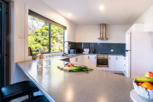 017-harbour-master_freycinet-holiday-houses_puddlehub_2023-43