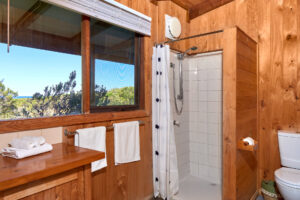 019-rustic-by-the-sea-(1)