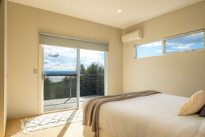 022-halcyon_freycinet-holiday-houses_puddlehub_-9091-hdr