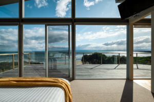 026-halcyon_freycinet-holiday-houses_puddlehub_-9311-hdr