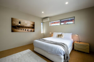 031-halcyon_freycinet-holiday-houses_puddlehub_-9051-hdr