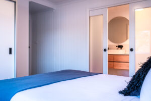 031-harbour-master_freycinet-holiday-houses_puddlehub_2023-50