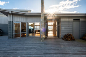 039-halcyon_freycinet-holiday-houses_puddlehub_-9431-hdr