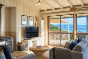 waubs-beach-cottage_005--waubs-beach-cottage