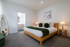 011 A BUNK